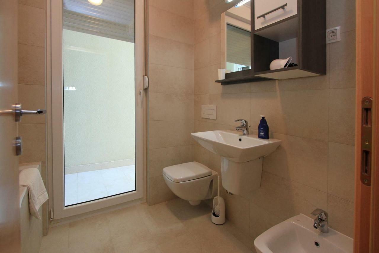 Luxury Omis Apartment Eksteriør bilde